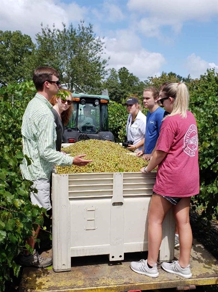 North Carolina Chapter Visits Duplin Winery and Chronicler Barber’s Farm